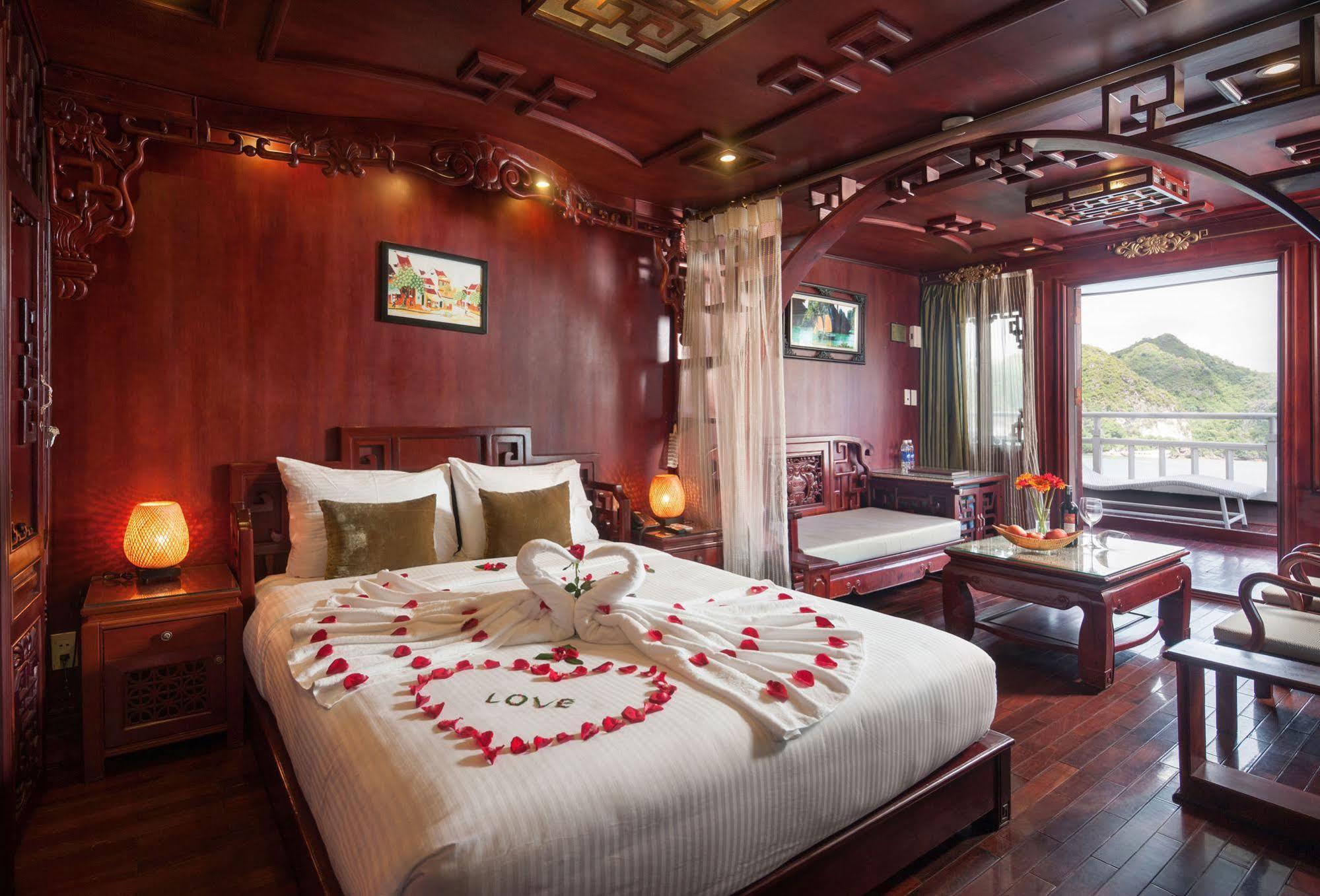 Royal Palace Cruise Ha Long Exterior foto
